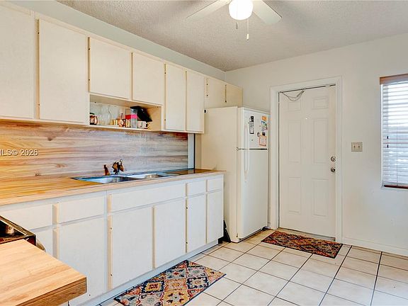 4th image of 1211 NW 2nd St