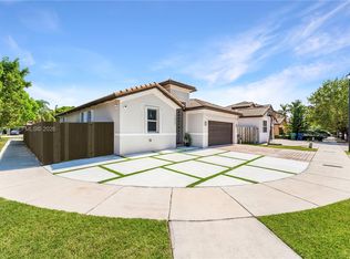 Hemingway Point, Homestead, FL 33032