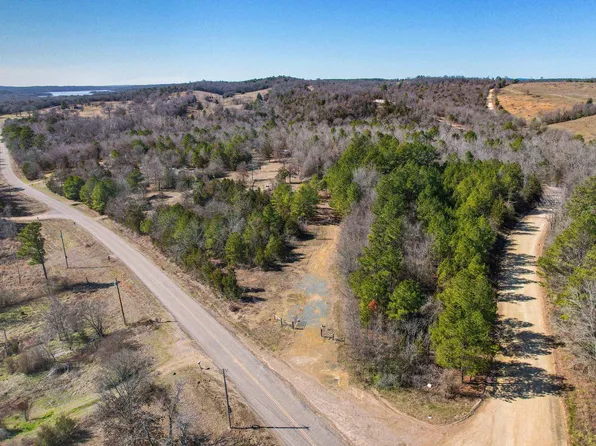374 Bellah Mine Rd, Gillham, AR 71841