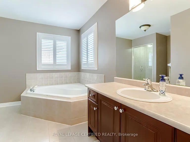 1027 Eager Rd — Photo 29