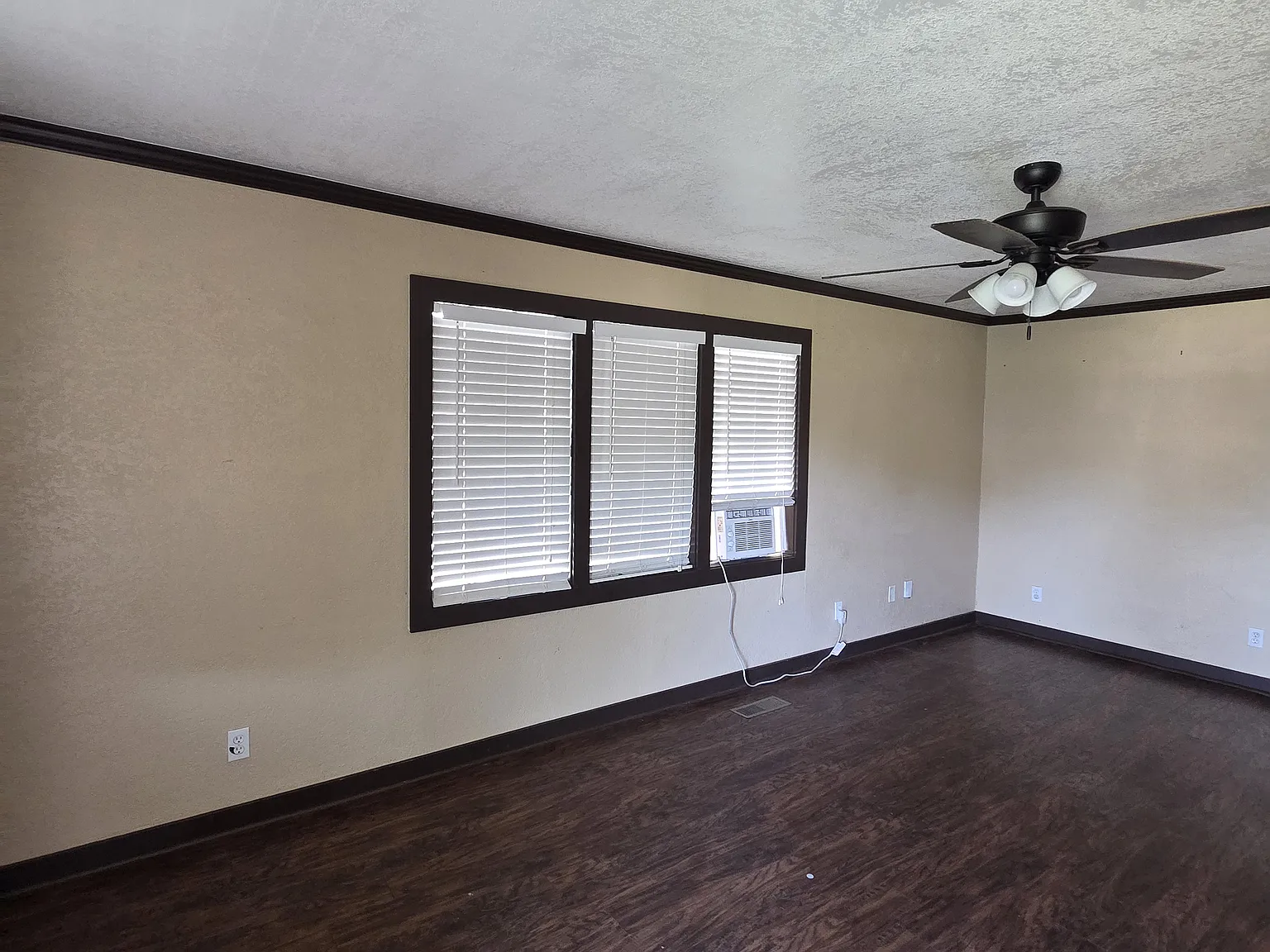 3 bed, 1225 sqft, $1,500 — Photo 3
