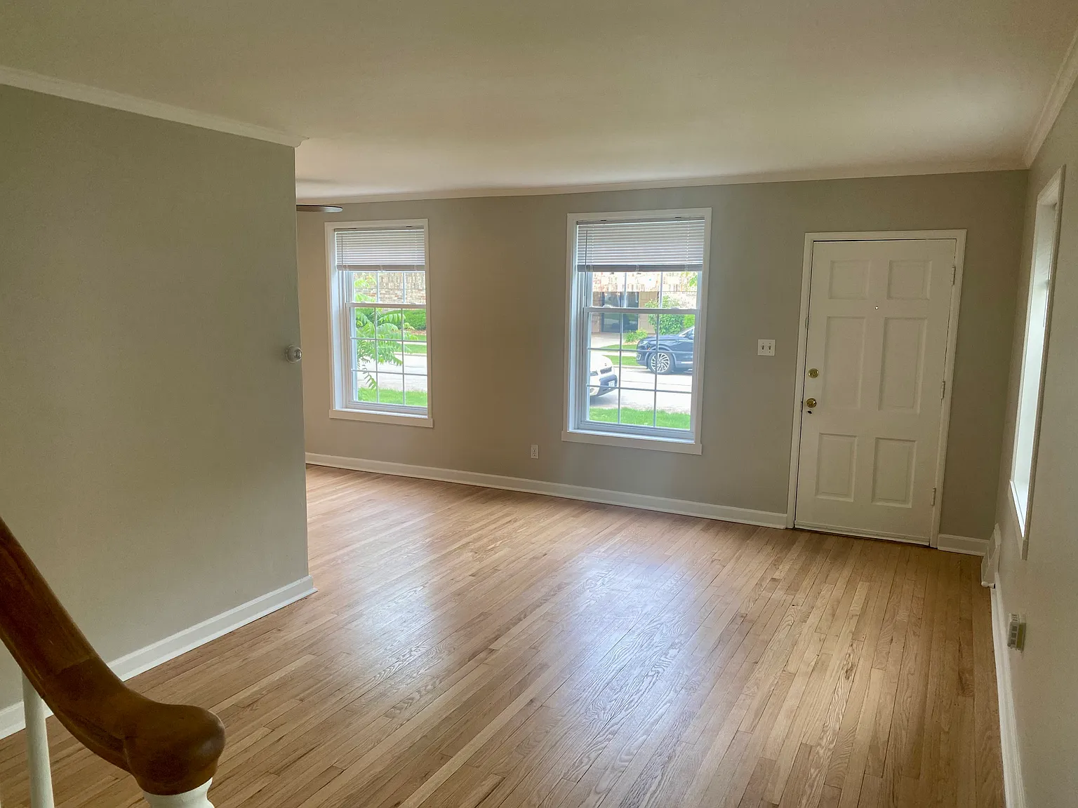 5201 N Diversey Blvd — Photo 4