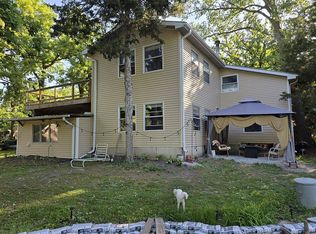 2147 Blue River Lodge Trl, Crete, NE 68333