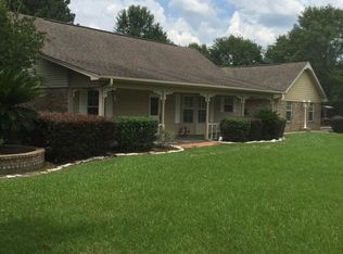 8550 Thomas Rd, Orange, TX 77630