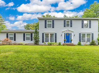 12901 Huntercreek Rd, Saint Louis, MO 63131