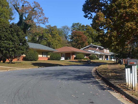 4th image of 101 Moffitt Ct