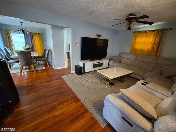 5th image of 66 Independence Dr