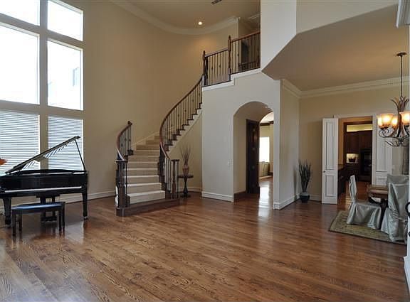 3rd image of 10266 El Paso Ln