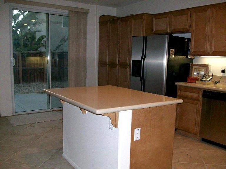 Crushed Quartz countertops