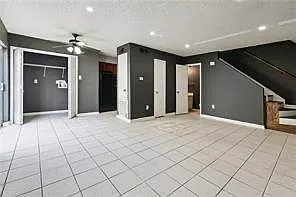 241 Helen St #3C — Photo 2
