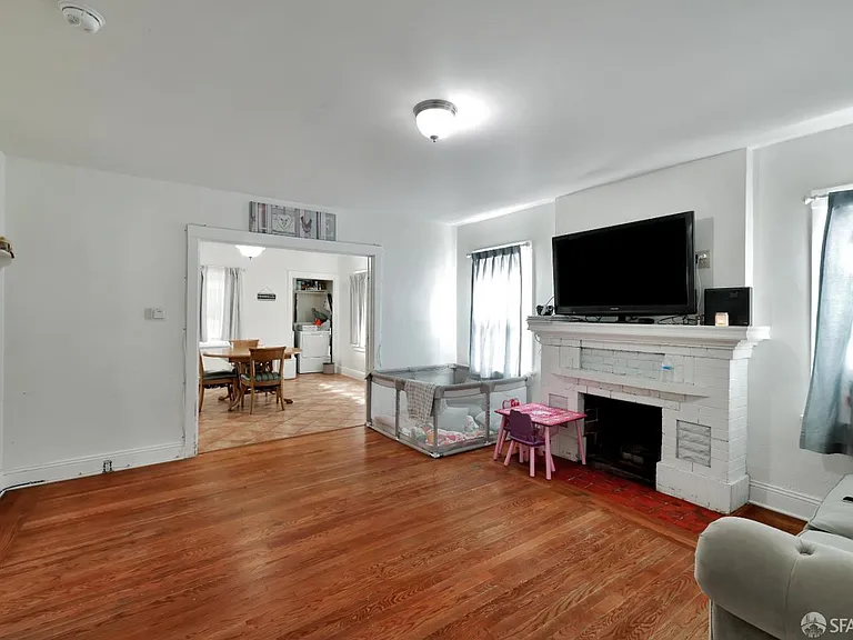 609 S Delaware St — Photo 9