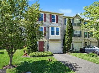 14 Dare Ln, Pottstown, PA 19465