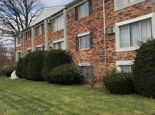 16200 Fullerton, Detroit, MI 48227