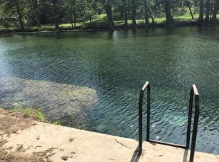 863 Flatrock Cir, Leakey, TX 78873