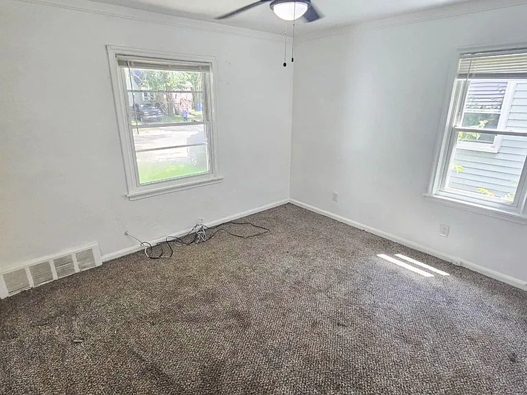 15901 Beaverland St — Photo 15