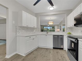 9035 Michael CIR #5, NAPLES, FL 34113