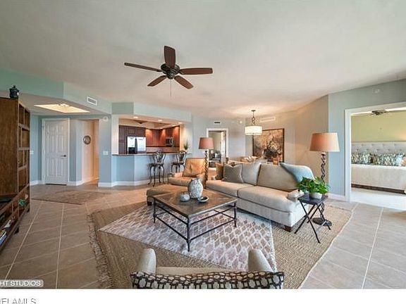 4th image of 23540 Via Veneto Blvd Unit 1604