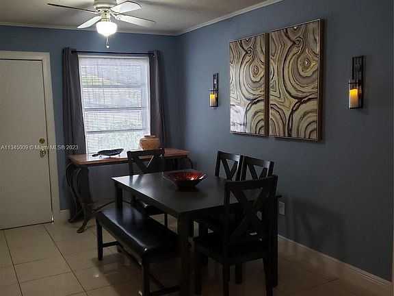 2nd image of 1551 NE 131st Ln #1553