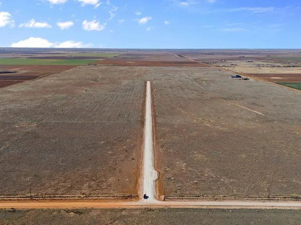 6886 Brody Rd, Lubbock, TX 79407