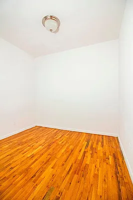 Rented by Keller Williams NYC | media 13