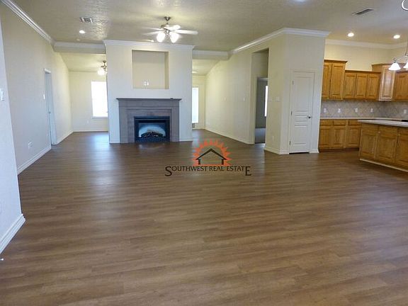 3rd image of 408 Adkins Ct