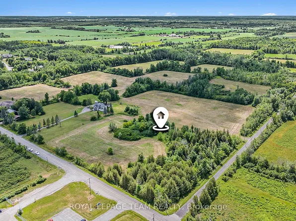 0 S Scrivens Dr, Ottawa, ON K0A 2P0