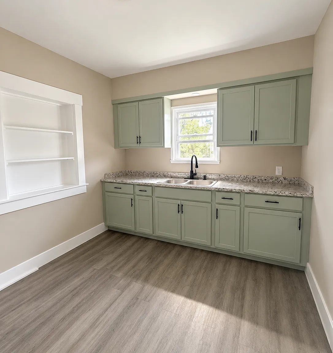 4 bed, 1400 sqft, $1,350 — Photo 1