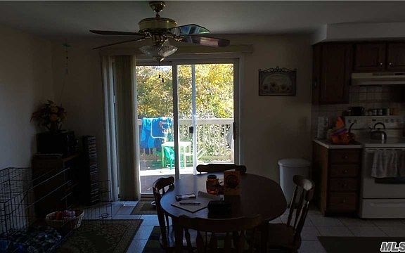 3rd image of 9 Irish Ln