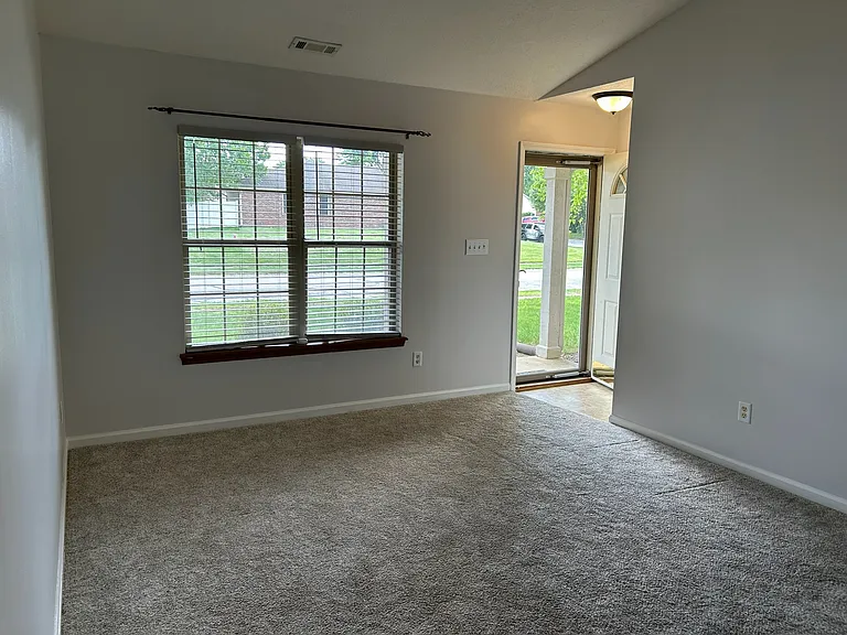 Family Room / Entry