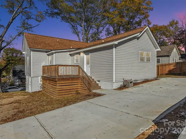 287 Young Ave SW, Concord, NC 28025