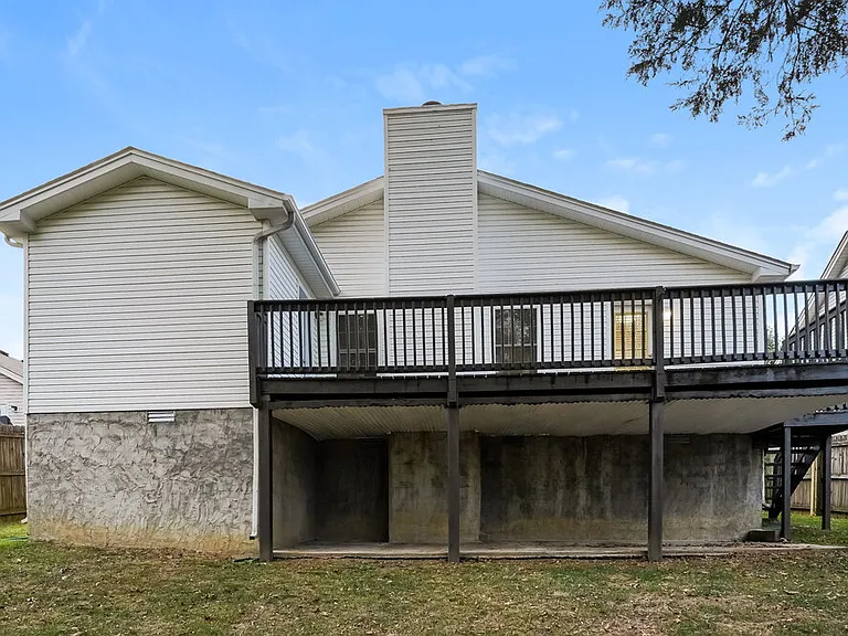 452 Cedar Park Cir — Photo 16