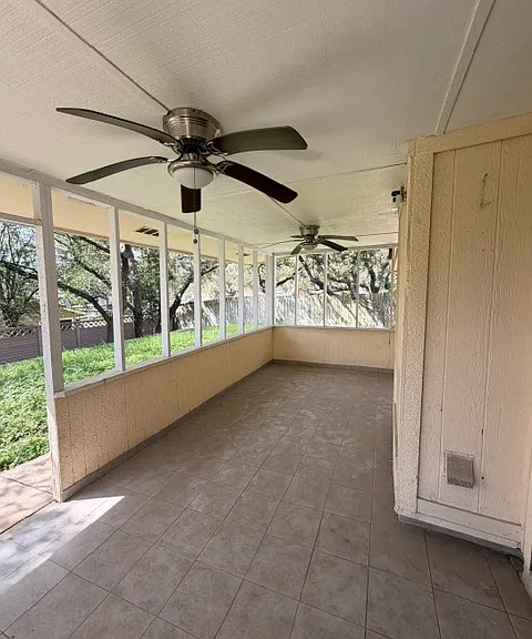 2718 Rim Rock Trl — Photo 10