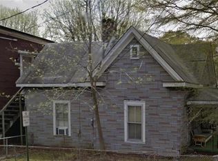 300 S 5th Ave, Mayodan, NC 27027