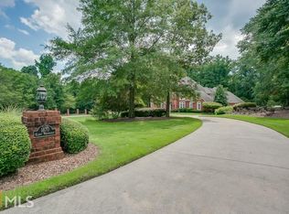 1870 Kathy Whitworth Dr, Braselton, GA