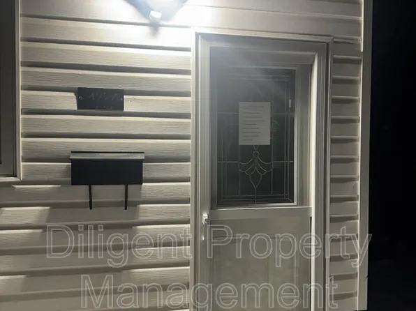 492 King George St, Peterborough, ON