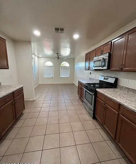 2011 W Mountain Pointe Dr — Photo 3