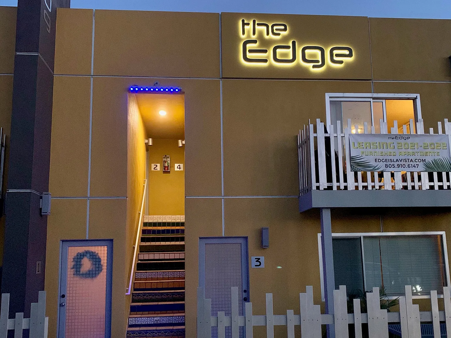 The Edge — Photo 3