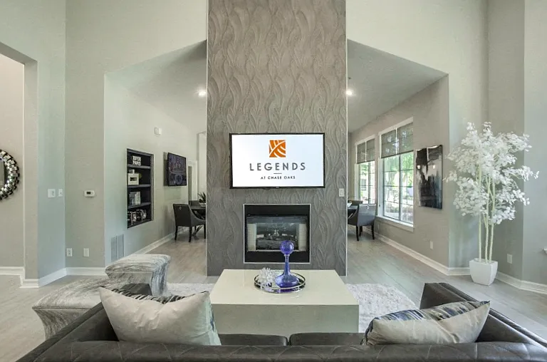 Join us for hosted Resident Events in the Clubhouse