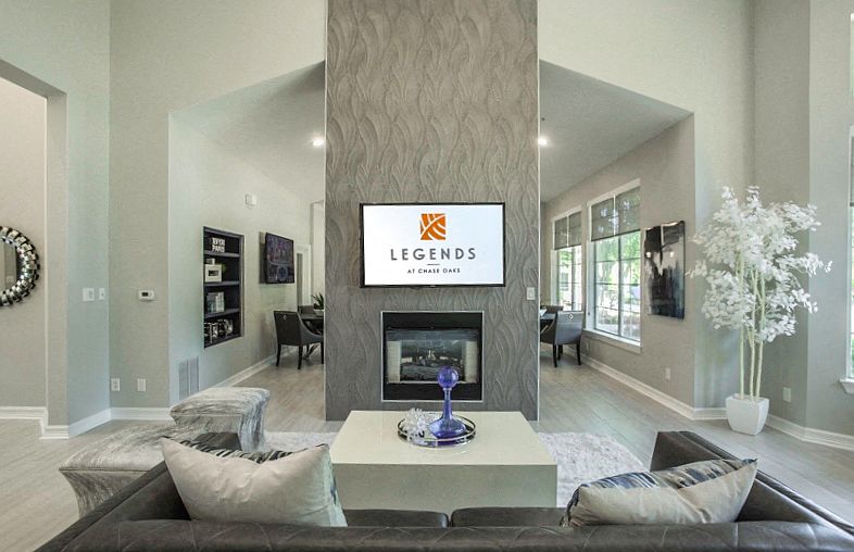 Join us for hosted Resident Events in the Clubhouse