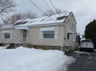 82 Angelo St, Worcester, MA 01604