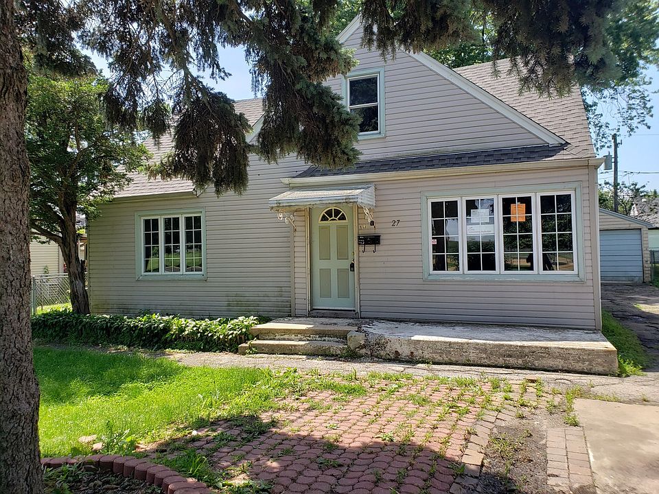 1st image of 27 Golfview Dr