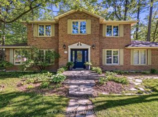 11 Spence Ave, Springwater, ON L9X 0P2
