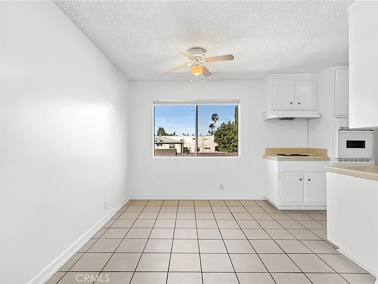 4924 Kester Ave #16 — Photo 8