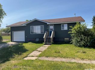 217 3rd Street N, Wakaw, SK S0K 4P0
