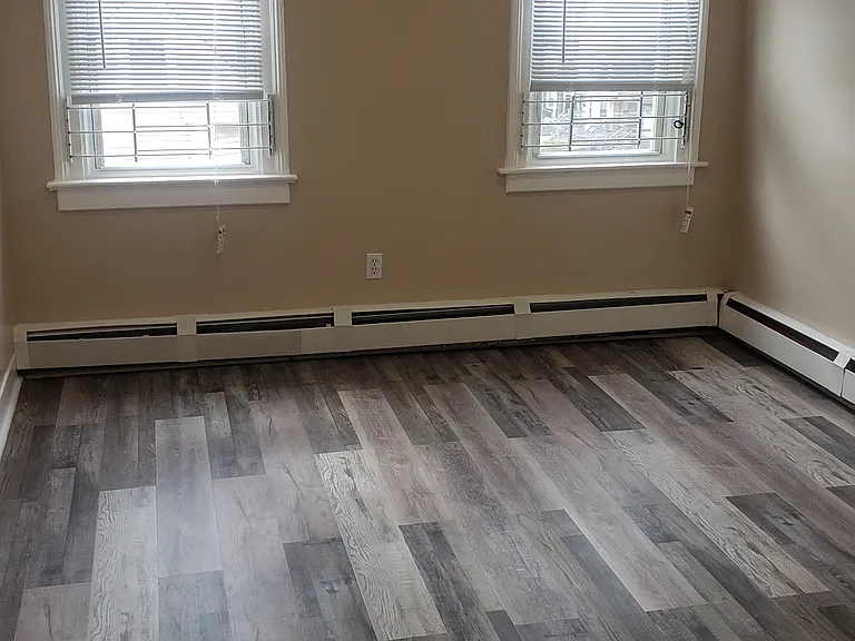 17-19 Mahl Ave #3 — Photo 25