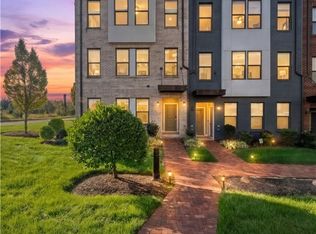 17 Flatwater Row Unit A, Henrico, VA 23231