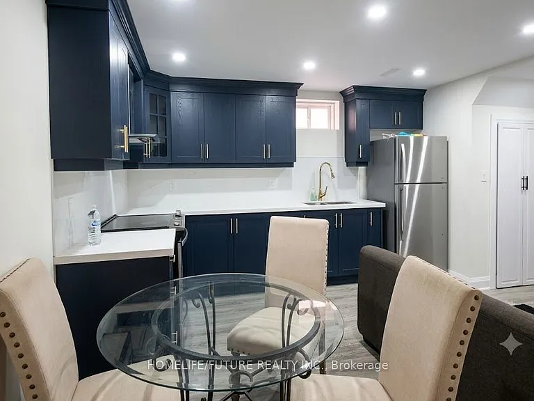 31 Hayeraft St #BASEMENT — Photo 3