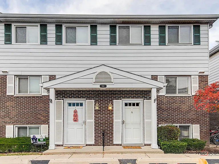 551 W Park Ave #A — Photo 1