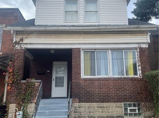110 Peter St, Duquesne, PA