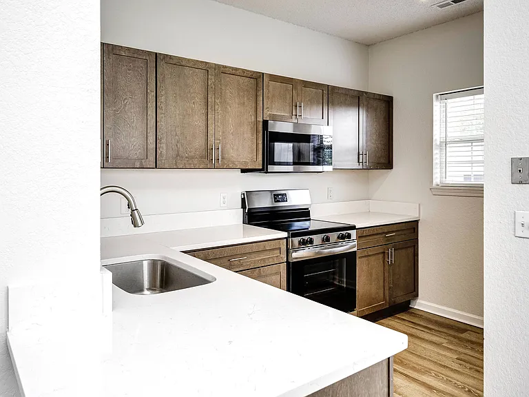 Autumn Grove Apartments — Photo 45
